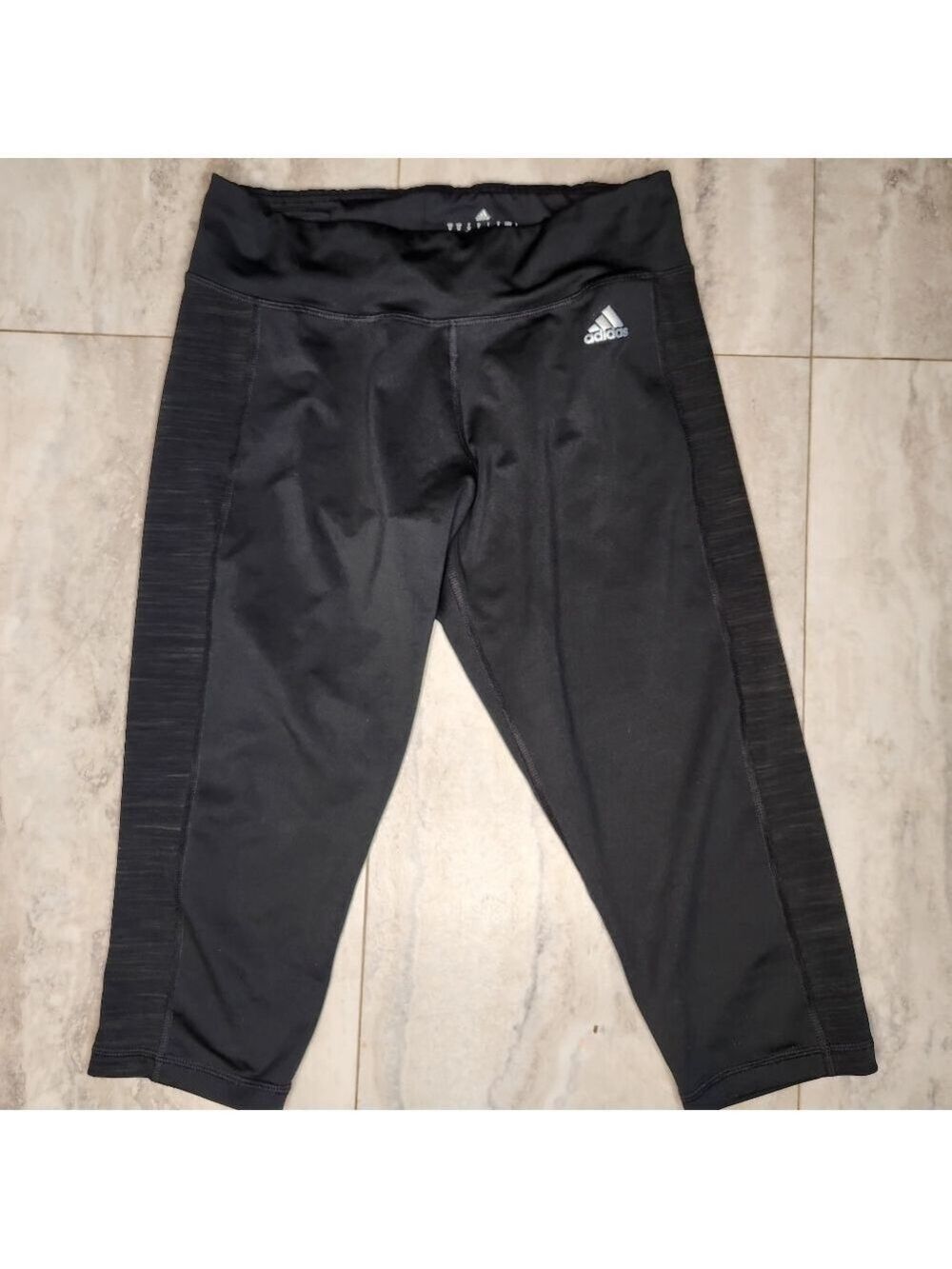 Adidas crop leggings Sz: M black gym marled gray panels yoga walk
